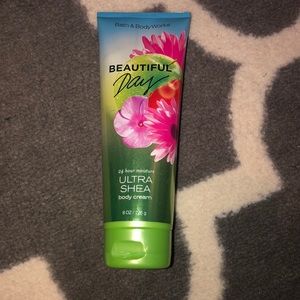 Bath and Body Works ultra shea body cream